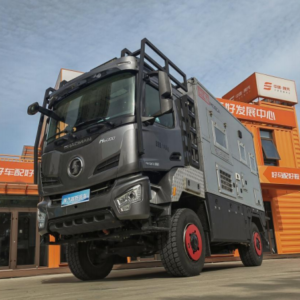 陕汽德龙 H6000/4*4 越野旅居车